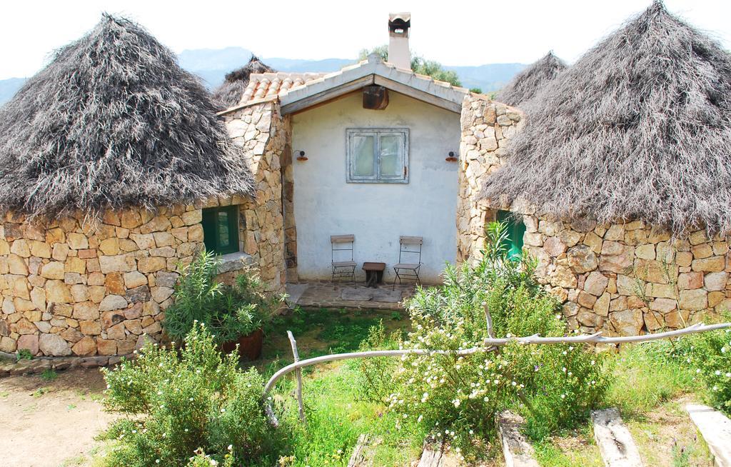 Hotel Essenza Sardegna Torpè Exterior foto